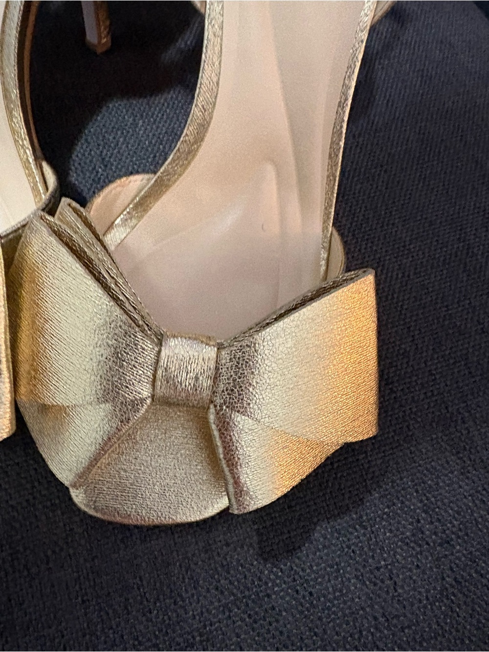 Gold Jessica Simpson Open Toe Stiletto Heels with Bow Size 7 Like New - Picture 3 of 7